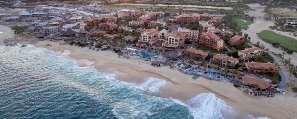 Ultra-Luxury Homes in Hacienda Cabo