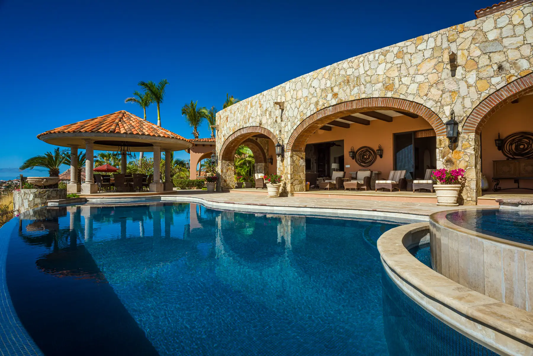 Luxury Estates Villas in Hacienda Cabo