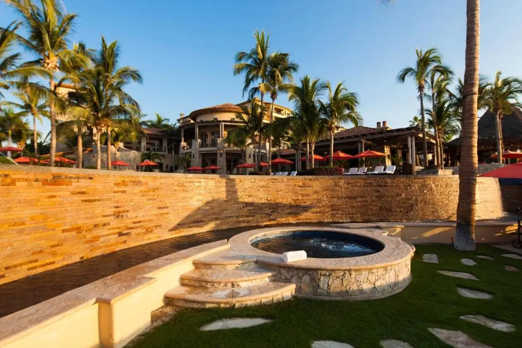 Luxury Real Estate in Hacienda cabo